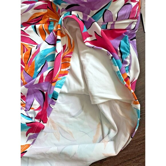 Anne Cole Women's Dance Floor Palm Twist Front Bandeaukini Swim Top Multicolor L - Picture 7 of 9